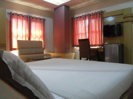 Hotel Savera Inn, Bhopal 3